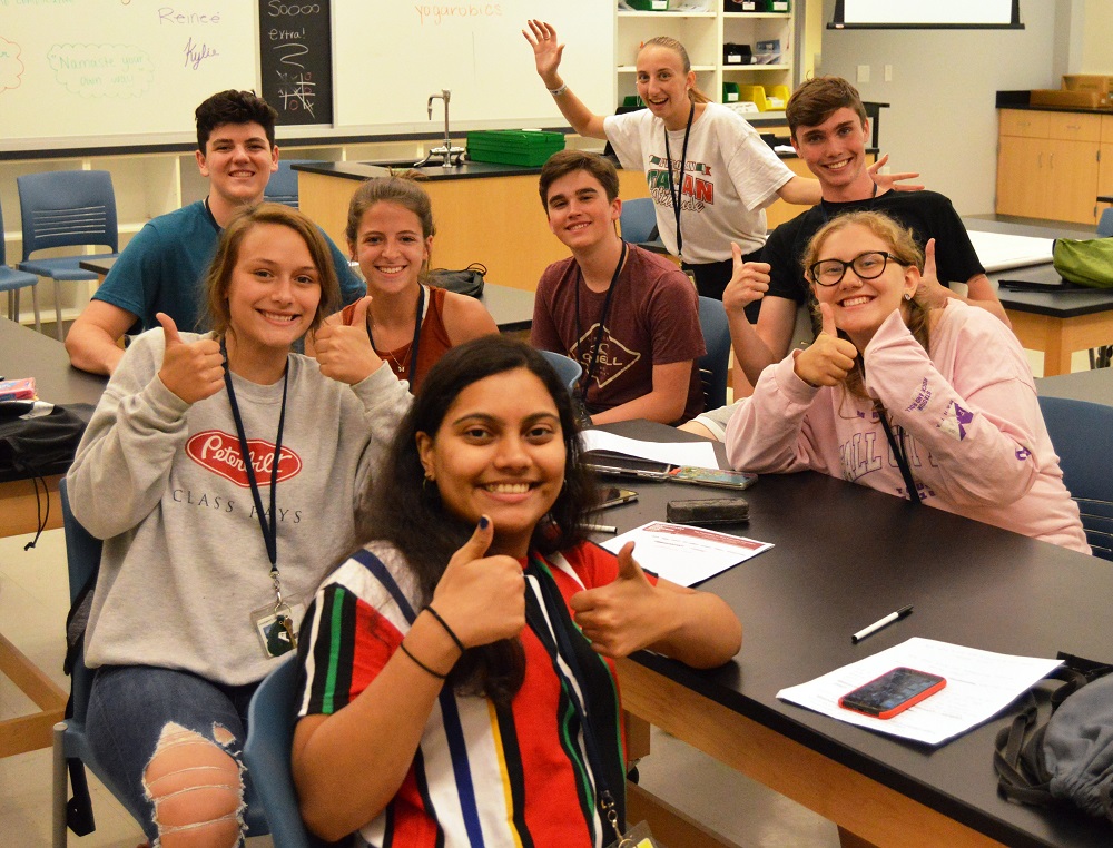 happy-students.jpg